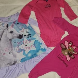 Mommy themed baby girl outfits